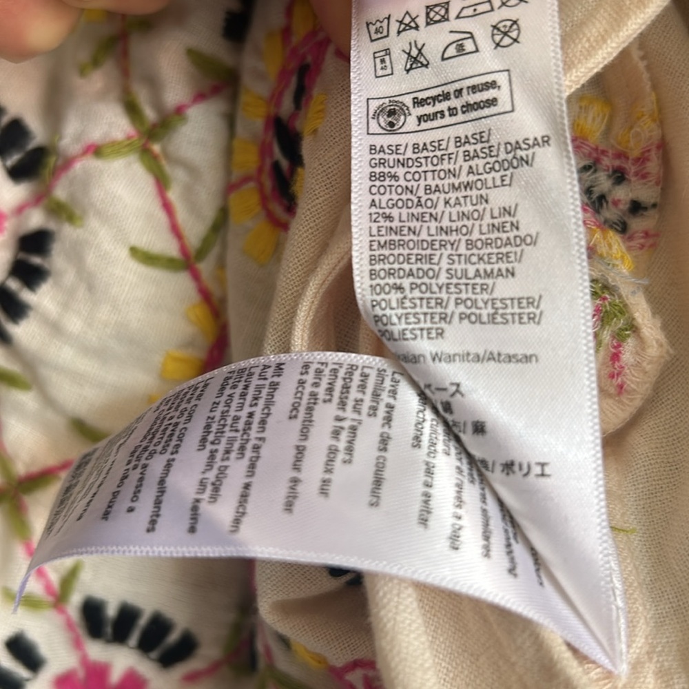 Topshop Cream Crop Top with Floral Embroidery - Picture 6 of 7